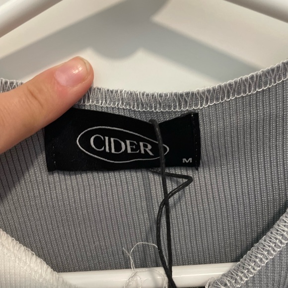 Cider split colour tank top - Picture 3 of 3